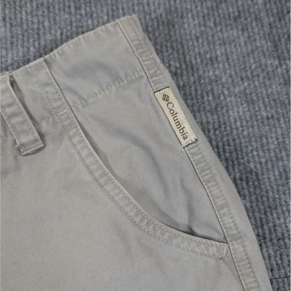 Columbia Outdoor Womens 14 Beige Khaki Utility Cargo Capri Pants Cropped 23 In - Picture 15 of 16